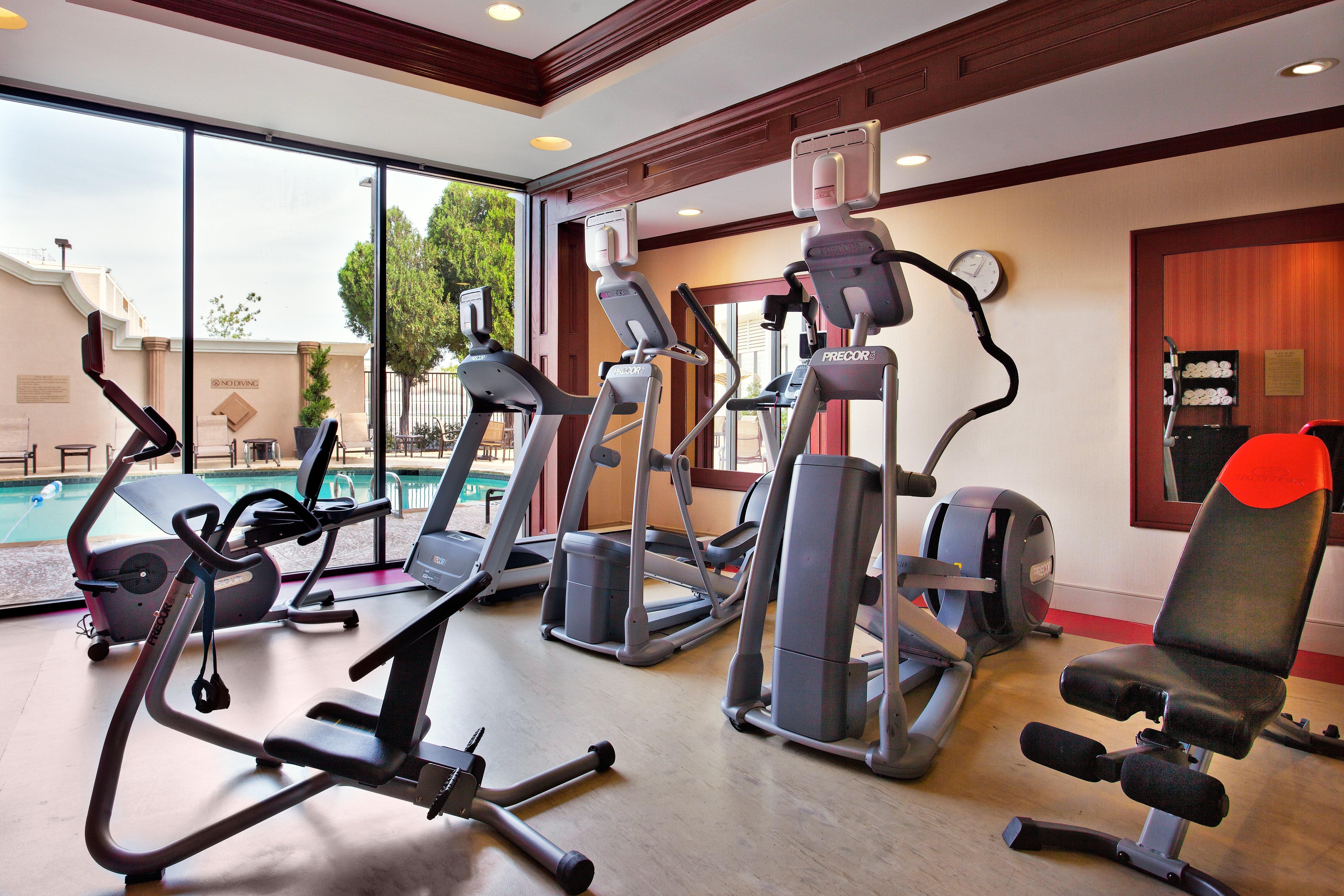 Holiday Inn Express Dallas Market Center By Ihg Exteriör bild
