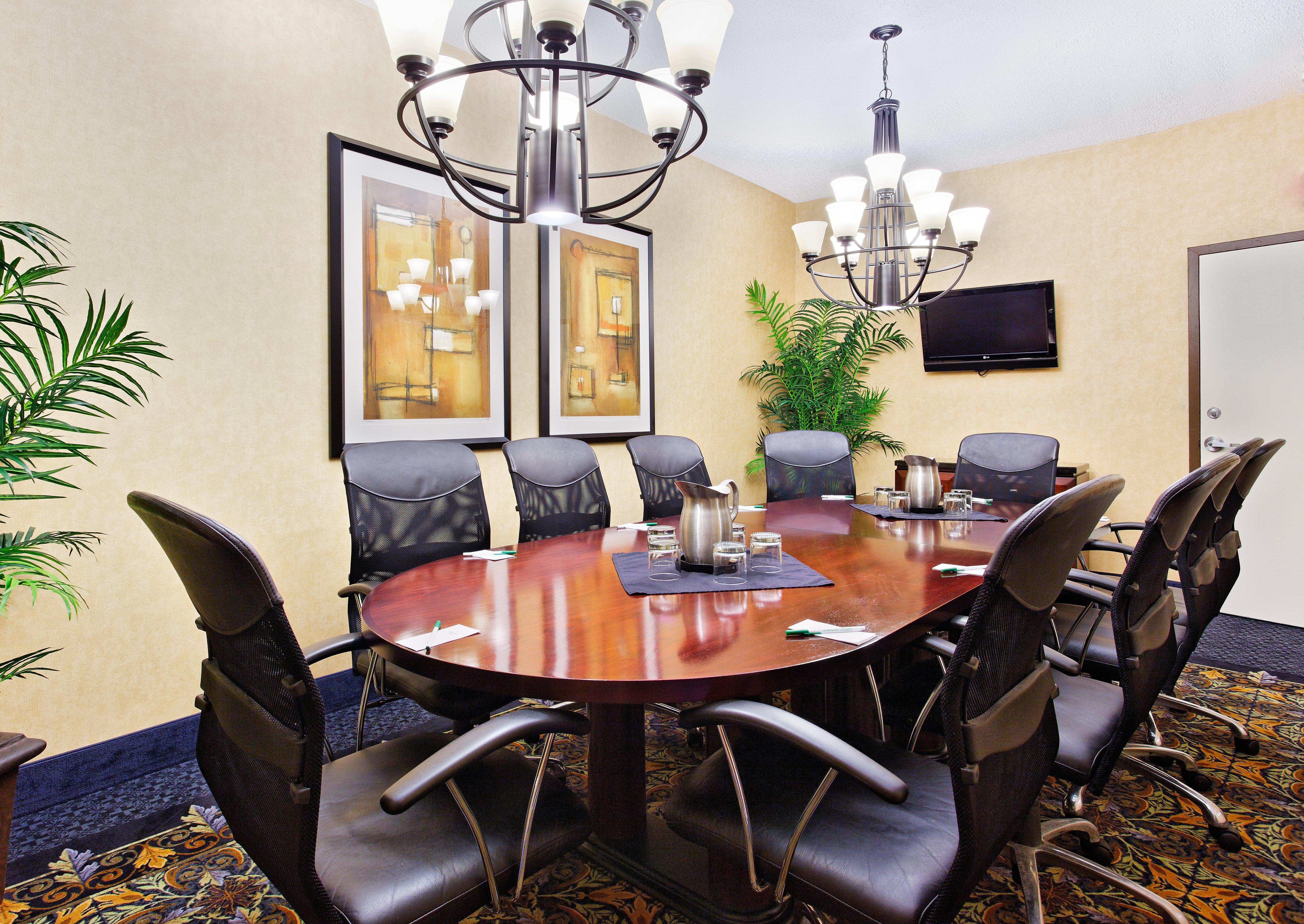 Holiday Inn Express Dallas Market Center By Ihg Exteriör bild